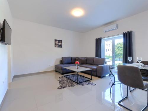 Studio Amra 3 by Interhome