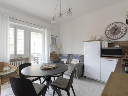 Η κουζίνα ή μικρή κουζίνα στο Apartment Epine by Interhome