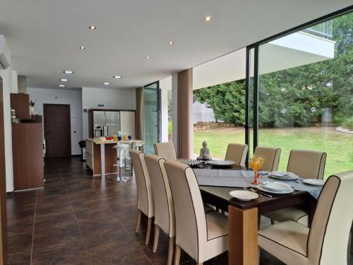 Villa Nobre - VIP Properties by Interhome