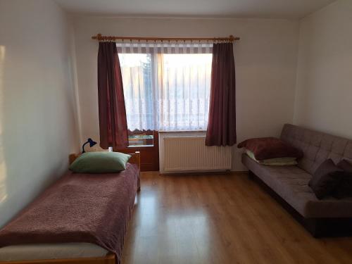 Gallery image of WynajemPokoiStołówkaGerlachSCŁętowskiWłŁętowskaMŁętowskaLŁętowskaHyłaB in Białka Tatrzanska