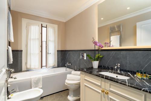 Palazzo Pazzi Vitali by Geco Vacation Rentals photo 81