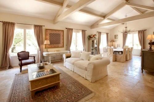 Élégance et simplicité au cœur des vignes