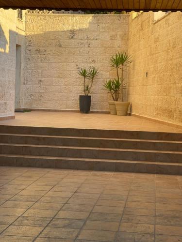 Foto dalla galleria di Beautiful & Cozy Newly remodeled 2 Bedroom ad Amman