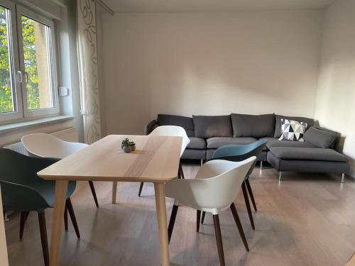 Ruang duduk di Wunderschöne Wohnung in DoKi