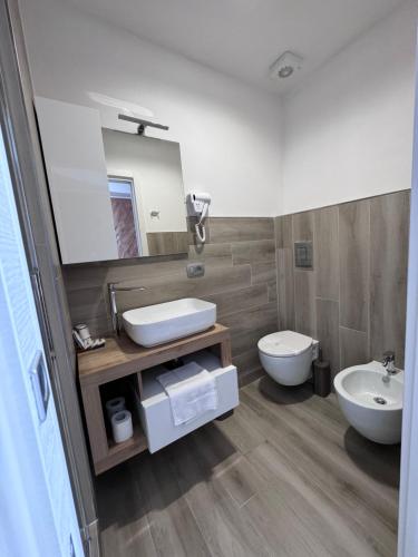 Koupelna v ubytování Ilary Rooms 2.0