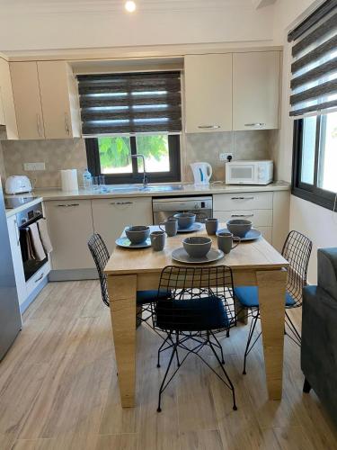 Η κουζίνα ή μικρή κουζίνα στο HG Mare Suites