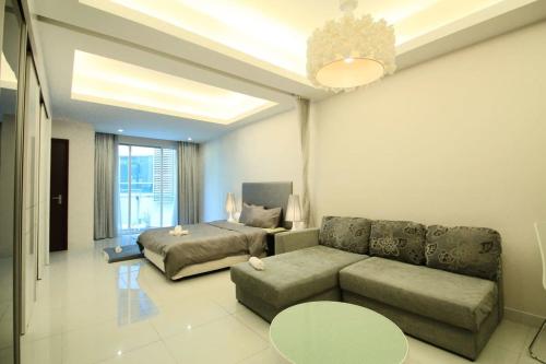 A Cozy & Stylish Studio Damas Suites In Hartamas 8