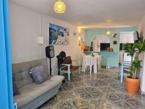 Kuchyň nebo kuchyňský kout v ubytování Cabaña Nro 80 El Portón de La Aldea