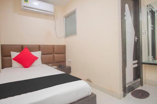 Un pat sau paturi într-o cameră la Hotel Stay In