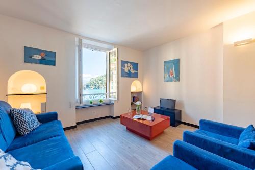 Кът за сядане в Portofino Apartment Sea View Dream - Happy Rentals