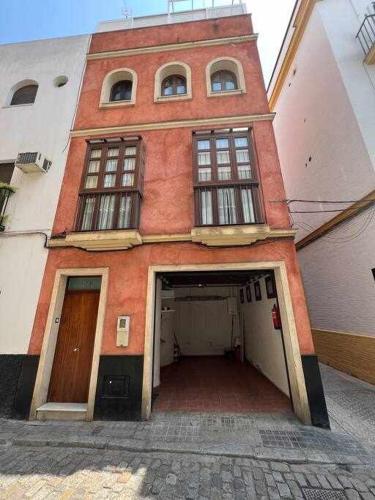 Casa Sol. Casa con garaje.