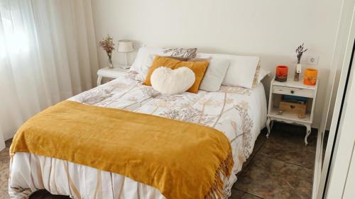 En eller flere senge i et værelse på Apto Pepi´s House