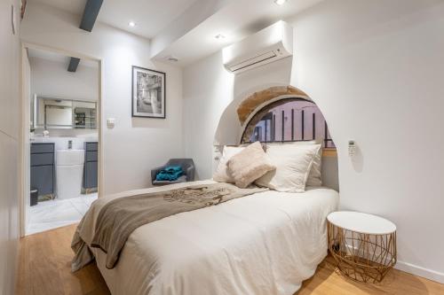 Le Yona Mirabeau - Appartement T3 Atypique situé dans le centre ville historique - proche Rotonde