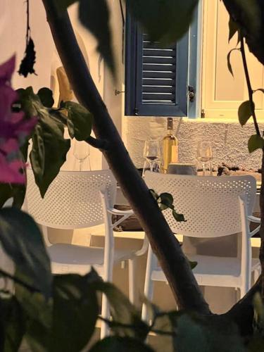 “Myrto” Apartments- Ornos Beach