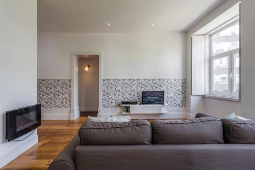 GuestReady - Cityscape coastal flat