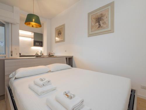 Xenia Apartments - Renovated studio in Navigli area