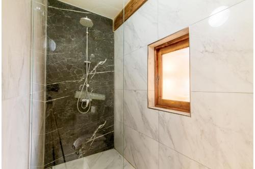 Koupelna v ubytování Inni Gozitan Farmhouse Private Pool- Happy Rentals