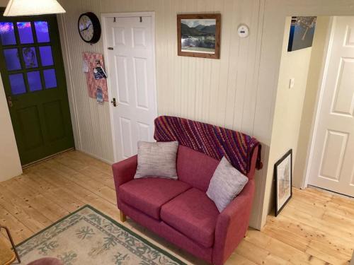 Χώρος καθιστικού στο Warrenpoint Gate lodge