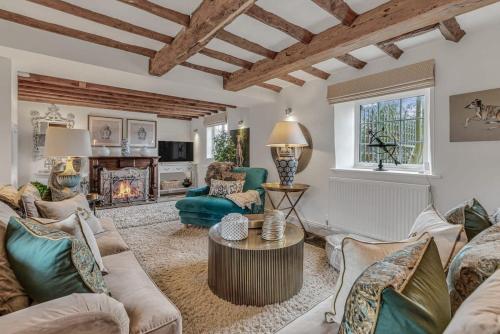 Khu vực ghế ngồi tại Hiron's Piece - with Hot Tub