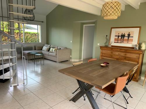 Posezení v ubytování Maison proche Hossegor