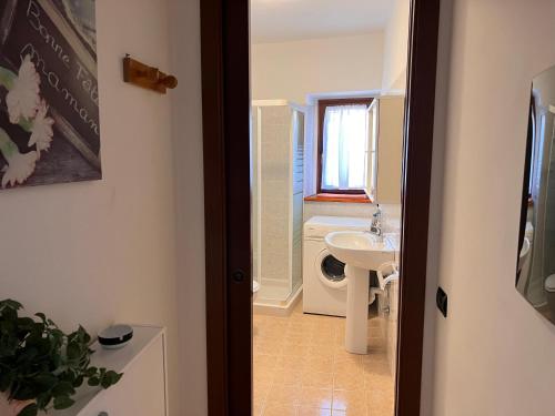Ένα μπάνιο στο Via Lario 3 met balkon