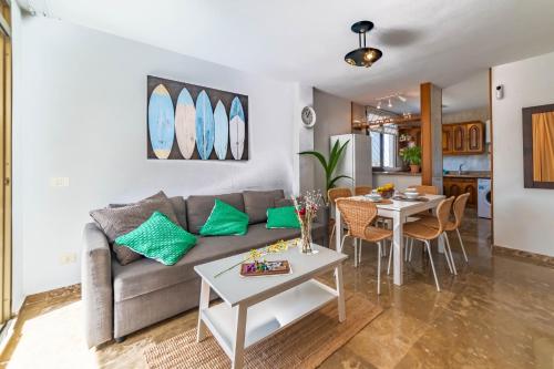 EDEN RENTALS Valdes Penthouse Oceanviews
