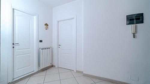 TV a/nebo společenská místnost v ubytování Italianway - Aurelia Levante 103 B