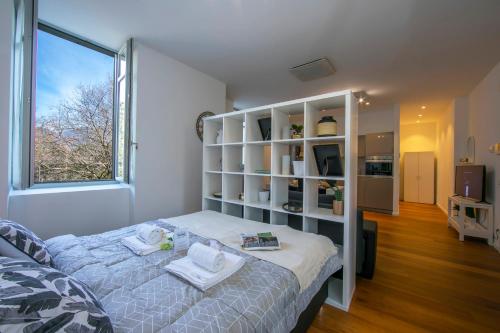 Little Lugano Studio with Balcony Views - Happy Rentals