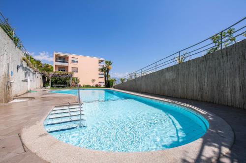 Casa Monti Belvedere with Pool + Terrace Dining - Happy Rentals