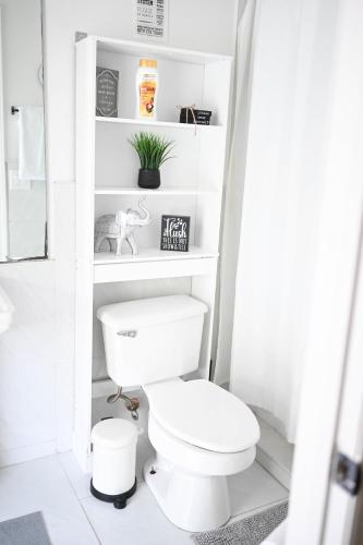 Home away from home close to parks - Pet Friendly photo 51