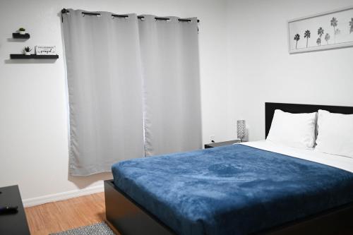 Home away from home close to parks - Pet Friendly photo 27