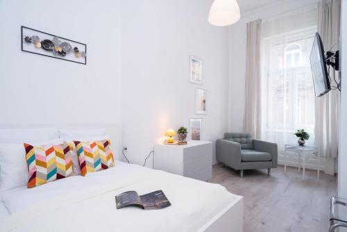 New Stylish and Super central