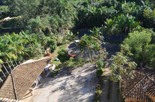 an overhead view of a garden with trees and plants at Hotel Chapadao Da Canastra in São Roque de Minas