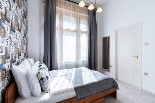 Spacious and comfy very central apartment 1072 Budapest, Akácfa utca 7 kép - 3