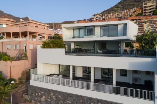 KARAT Villa Kai Torviscas