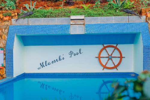 Kolam renang di atau dekat dengan Edelwyss-Inn