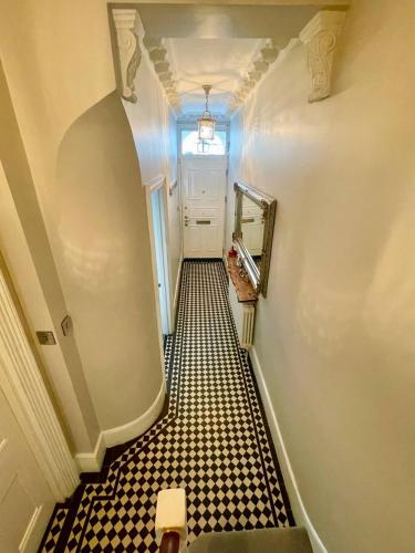 Bright Quiet Loft Room EnSuite Serene Clapham area photo 12