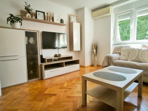 City Apartment Relax