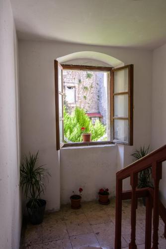 Un balcón o terraza de Rooms Bartul Trogir
