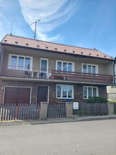 Zdjęcie z galerii obiektu Ubytování na Lipně w mieście Černá v Pošumaví