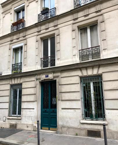 Flat in Montmartre La Planquette parking payant