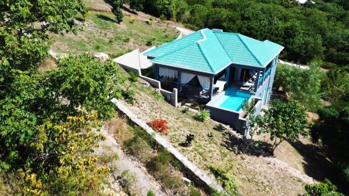 Gallery image of Sugar Moon, spectacular Antiguan Villa with pool in Johnsons Point