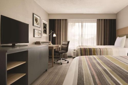 Country Inn & Suites by Radisson, Indianapolis South, IN Image