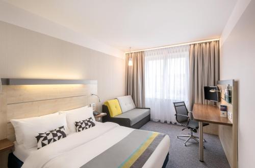 TV a/nebo společenská místnost v ubytování Holiday Inn Express Singen by IHG