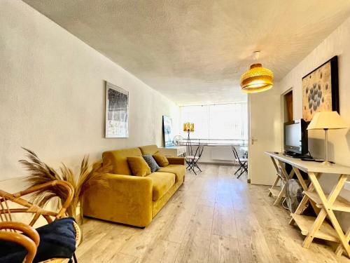 Photo de la galerie de l'établissement Charmant 2 pièces près des plages, animaux admis - FR-1-338-568, à Sète