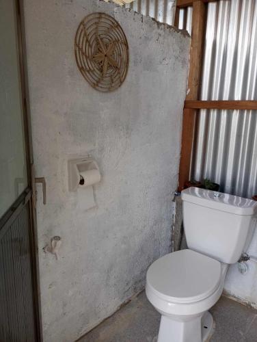 Ένα μπάνιο στο Lagkaw Uno in Lagkaw Homestay