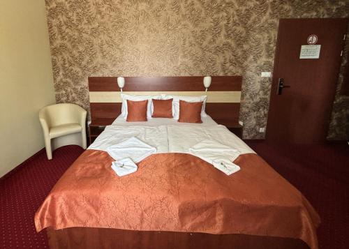 Libra Hotel 2112 Veresegyház, Csokonai utca 2-4 kép - 3