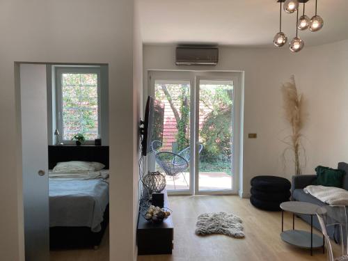 Oasis 1015 Budapest, Szabó Ilonka utca kép - 3