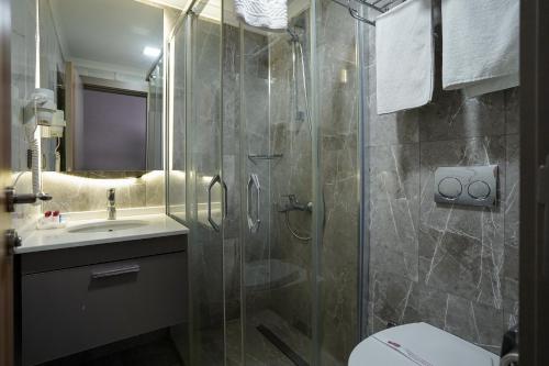 Ένα μπάνιο στο Enerji Otel