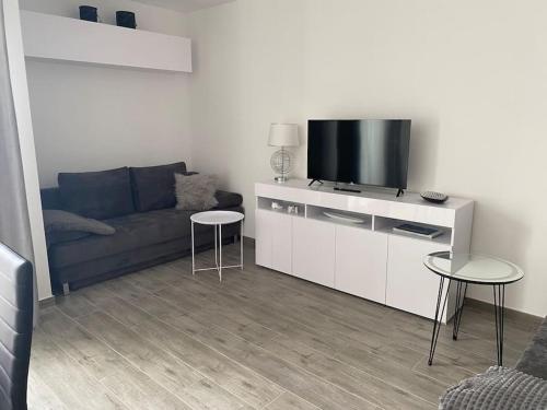 Μια τηλεόραση ή/και κέντρο ψυχαγωγίας στο Plac Słowiański 10 - Silver